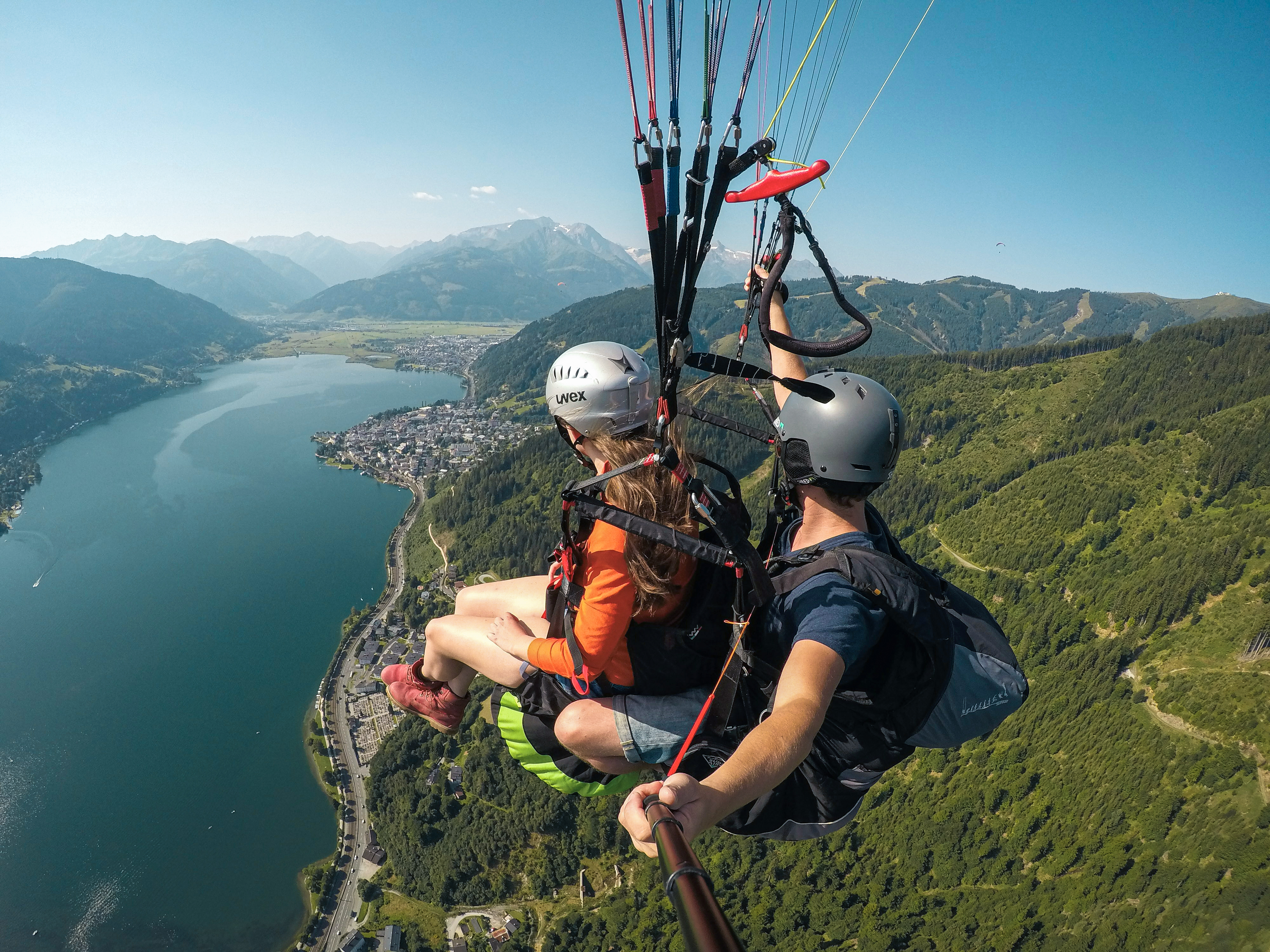 Da liegt dir Zell am See-Kaprun zu Füßen | © FalkenAir Tandemparagliding