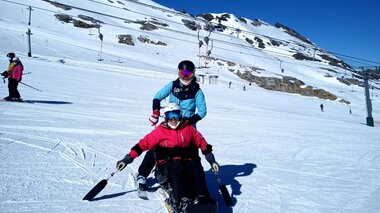 Skifahren für Menschen mit Behinderung  | © Up adaptive sports 