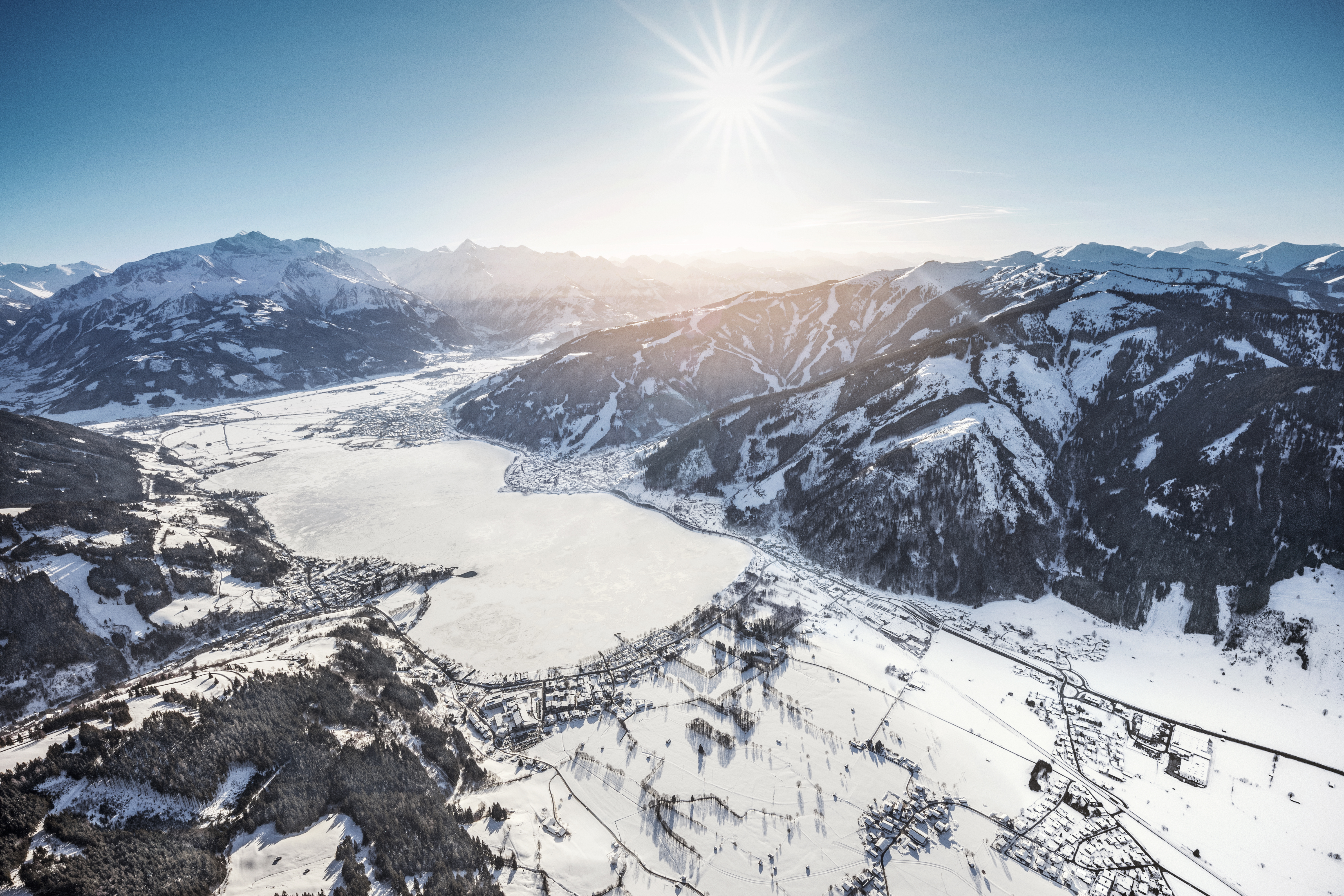 Skiing, stop at a hut, lake tour