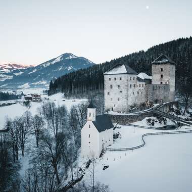  Kaprun Castle covered with fresh snow | © Zell am See-Kaprun Tourismus