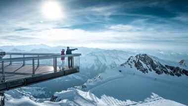 Enjoy the view more than 3000 metres above sea level in Zell am See-Kaprun | © Kitzsteinhorn