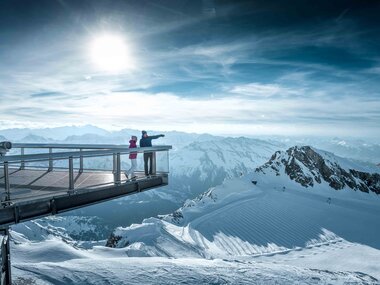 Enjoy the view more than 3000 metres above sea level in Zell am See-Kaprun | © Kitzsteinhorn