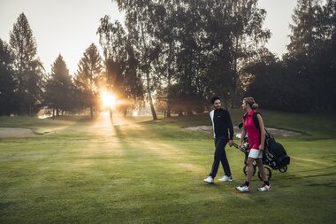 Sonnenaufgang genießen beim Golfen  | © Zell am See-Kaprun Tourismus