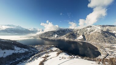 View of Lake Zell, Zell am See, the Schmittenhöhe and the Kitzsteinhorn | © Zell am See-Kaprun Tourismus