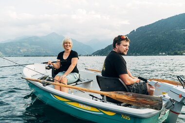 Fishing together on Lake Zell | © Zell am See-Kaprun Tourismus