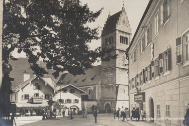 Der Stadtplatz mit Pfarrkirche