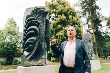 Weyringer's sculptures as a symbol of the Alps