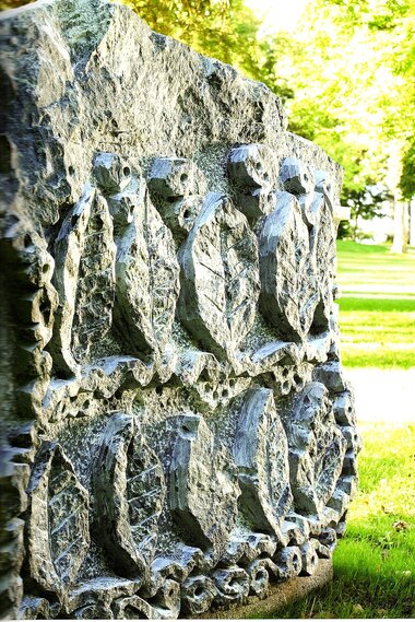 Sculpture by Cornelia Moinat in Thumersbach